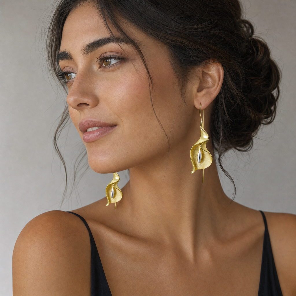 Calla Lily Flower Dangle Earrings